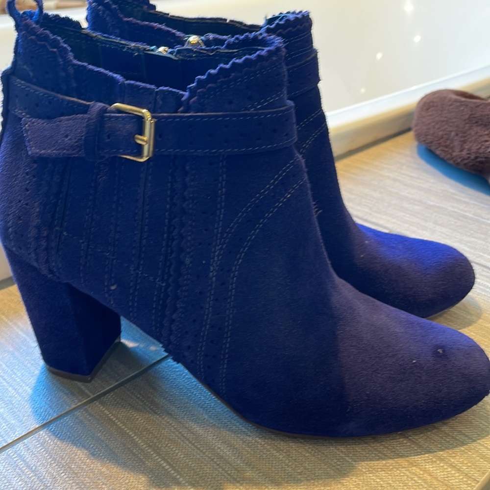 Blue suede ankle booties